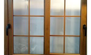 jendela kayu sliding